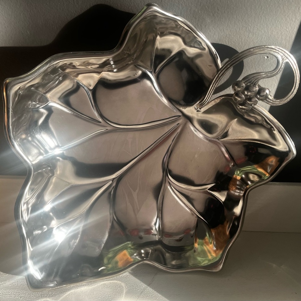 Lovely Vintage SilverPlated Leaf Dish With Grape Handle |  Made in Japan 9.5”